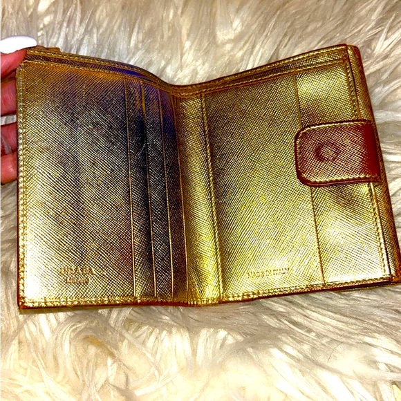 Authentic Prada Snap Wallet - Picture 4 of 11